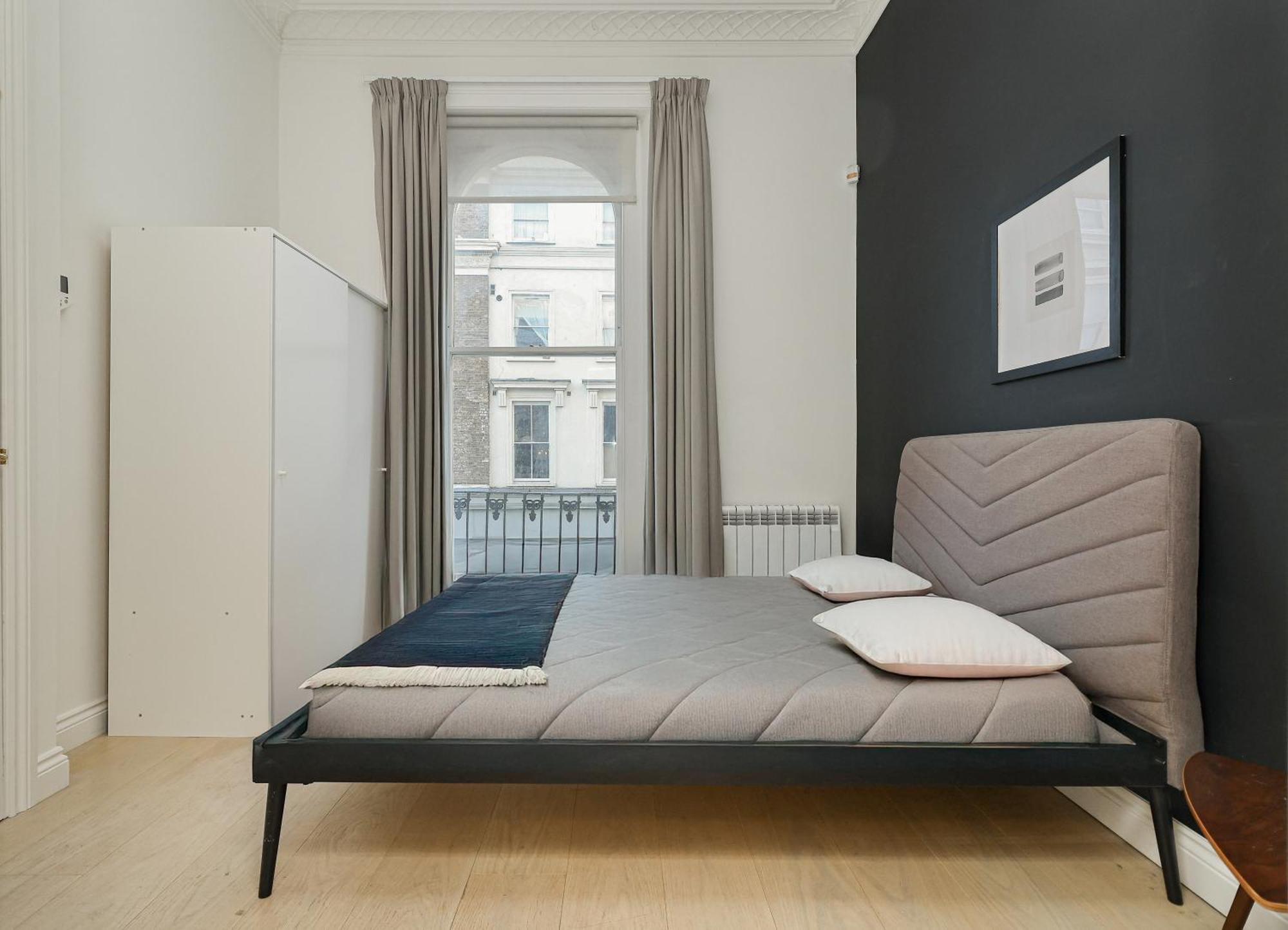 Kensington Gardens Apartament *
